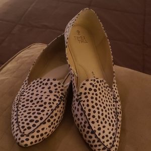 Flats- Leppard print